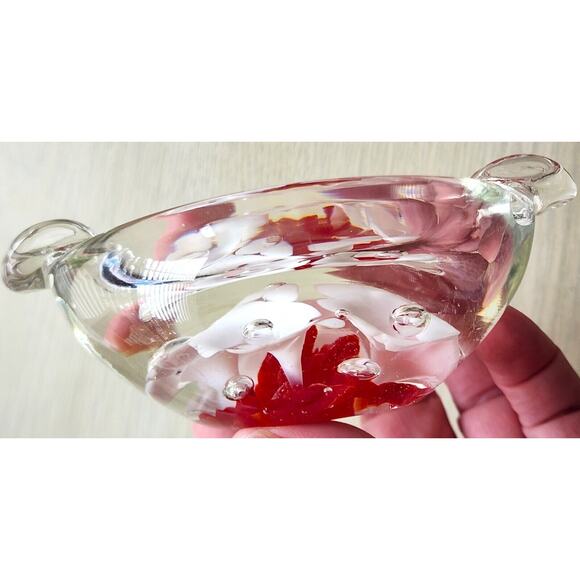 ASHTRAY-VINTAGE-BLOWN GLASS-Clear-White Flowers-Red Accent-Small-MCM - Picture 4 of 15